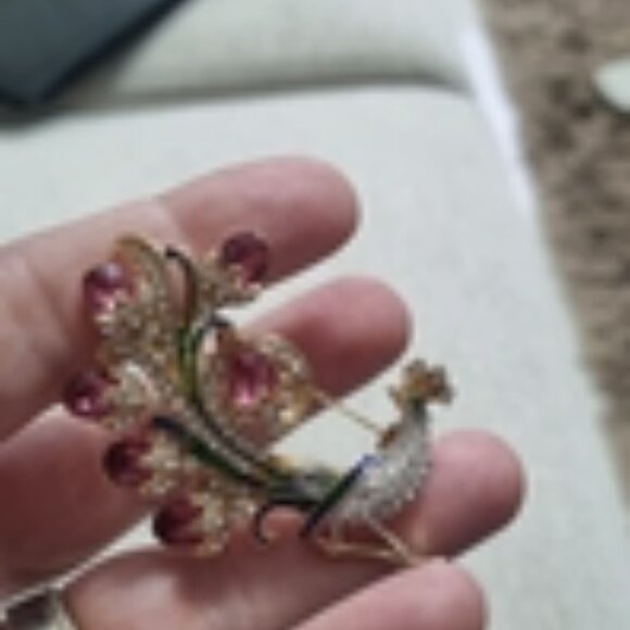 Peacock Pin/Brooch - Picture 3 of 3